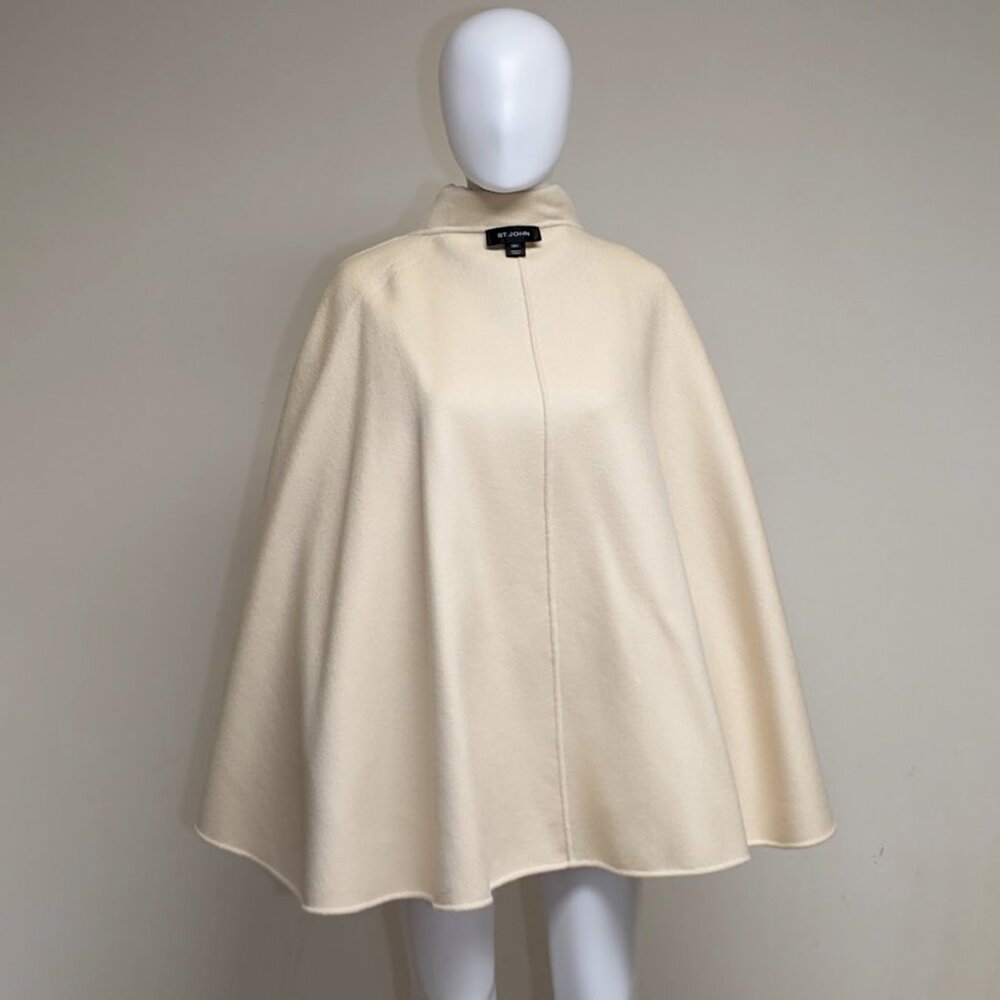 ST. JOHN Cream Double-Breasted Cape/Coat in Soft Angora/Wool blend - Picture 7 of 8